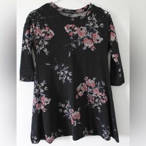Mini 3/4 sleeve floral dress